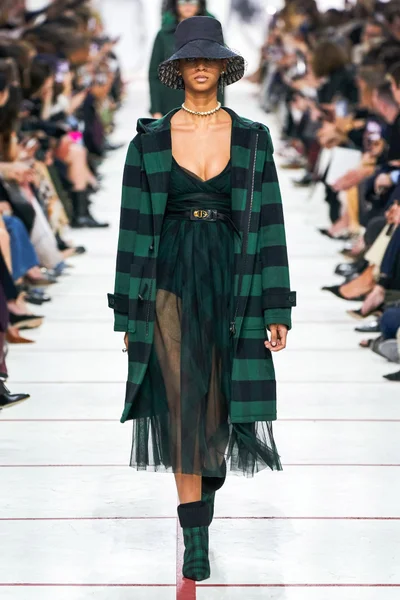 Look 51